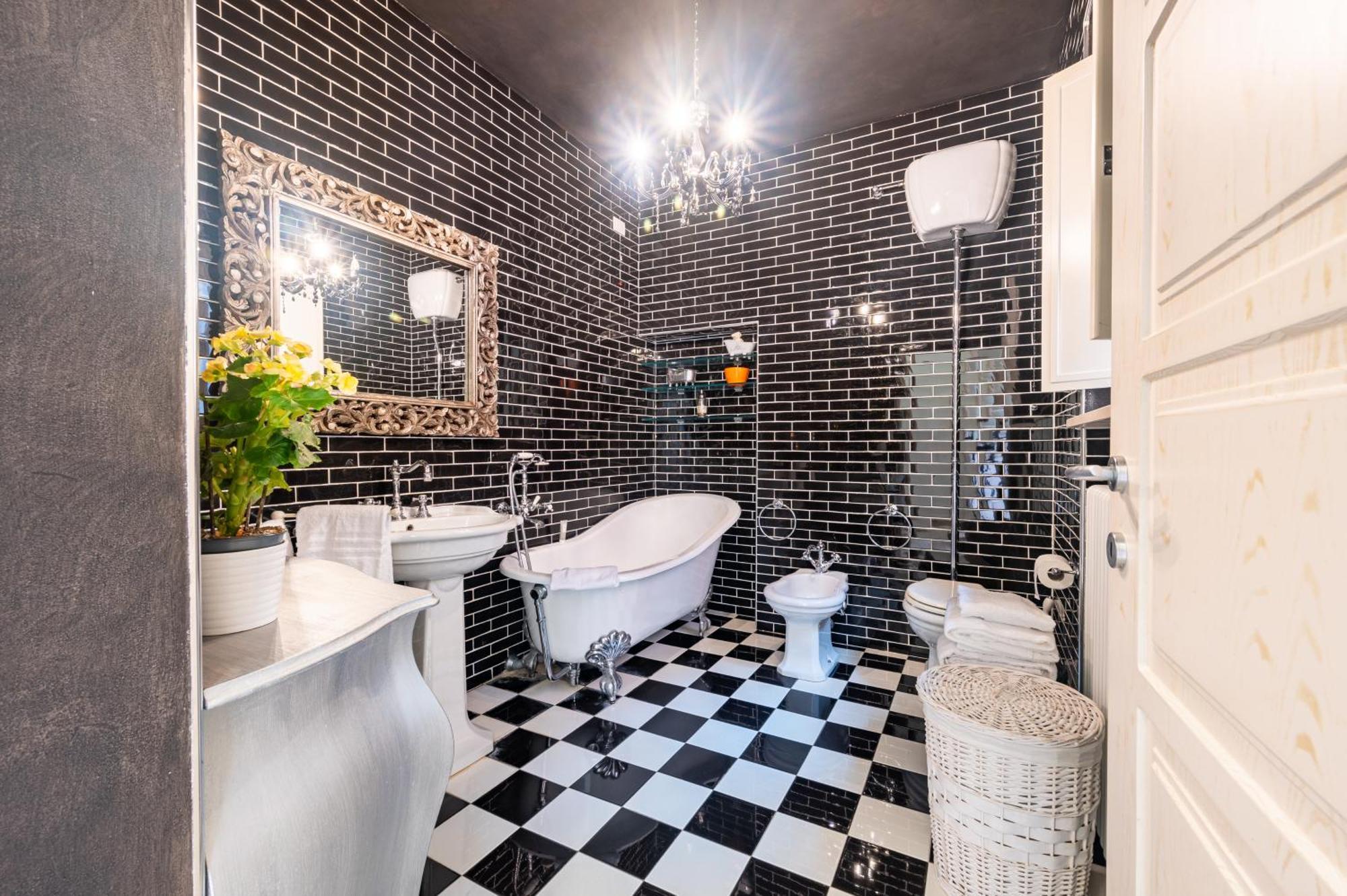 Teatro Regio Exclusive Apartment Parma Luaran gambar